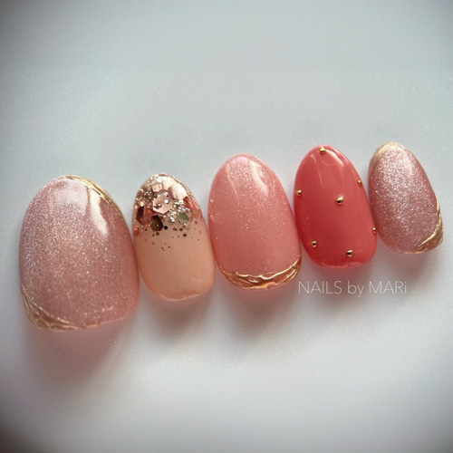 ✳︎ピンクマグネットのオフィスネイル✳︎ ネイルチップ（つけ