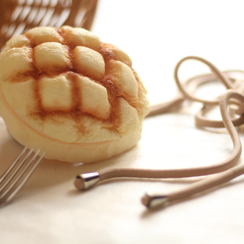 メロンパン ポーチ 特別価格【ポーチ】メロンパン（ショルダーストラップ・金具は別売り