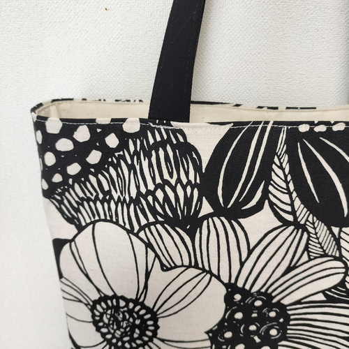 布トートバッグ マチ付き A4収納可能 お出かけやレッスンバッグに