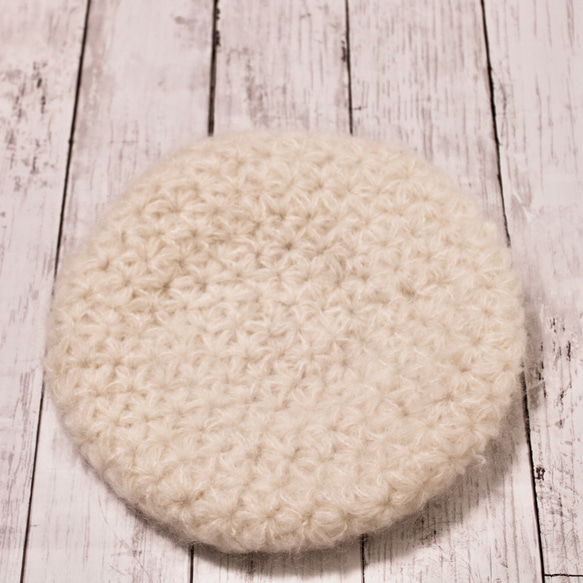 リフ編みのふんわりベレー帽　無着色ナチュラルホワイト 5枚目の画像