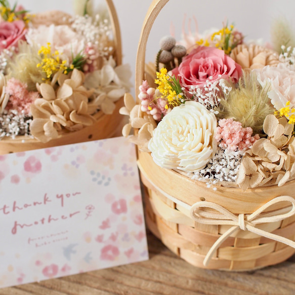 早割送料無料　2点セット母の日ギフト「ありがとう」を伝える バラとカーネーションの花かご　Creema限定 4枚目の画像