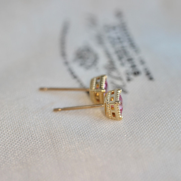 アヤナスピネル 3mm×3mm ミルフレーム ピアス 片耳 3枚目の画像