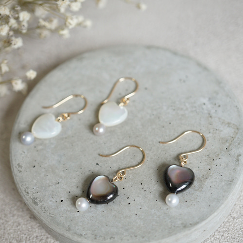 ギフトにおすすめ♡《14kgf》マザーオブパールと淡水パールのピアス