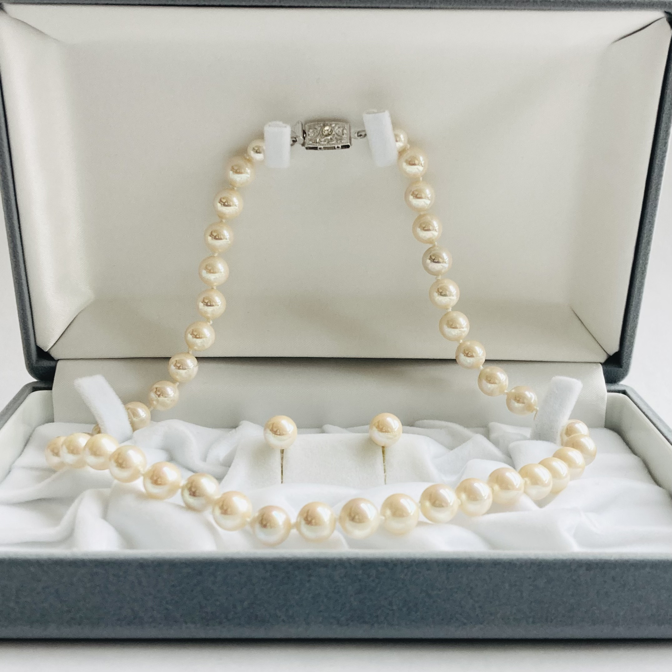 貝磨きパールオールノットネックレスセット/8mm約42cm+イヤリング又はピアス/ベージュクリーム/ケース付/日本製