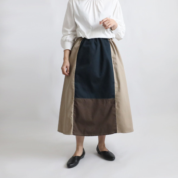 初夏ＳＡＬＥ　８０cm丈　愉快なスカート　パッチワーク　ギャザー　スカート　チノコットン×ベビーキャンバス　Y07C 1枚目の画像