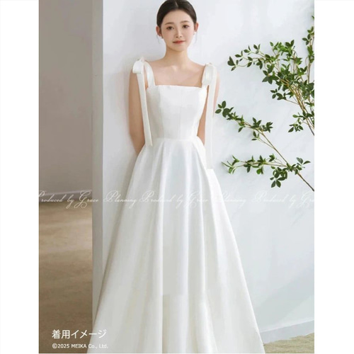 にこちゃん　Aライン　レース　刺繍　背中あき　結婚式　二次会　前撮り シースルーレース 刺繍 袖あり ロングトレーン Aライン