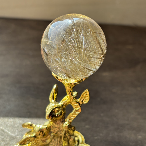 虹入り！美しいエンジェルヘアルチルクォーツ☆スフィア☆34ミリ