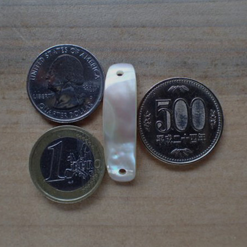 夜光貝 沖繩產夜光貝2 孔零件vol:3 手鍊happymarin 的作品17425821｜Creema