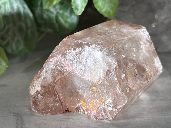 ブラジル ゴイアス州産　レッド　レムリアンシードクリスタル 原石　赤水晶 11枚目の画像