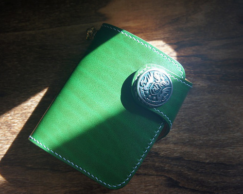 送料無料　ルガトショルダーのバイカーズウォレット【パロットグリーン】 受注製作】【送料無料】【プレミアムウォレット】ルガトショルダーの