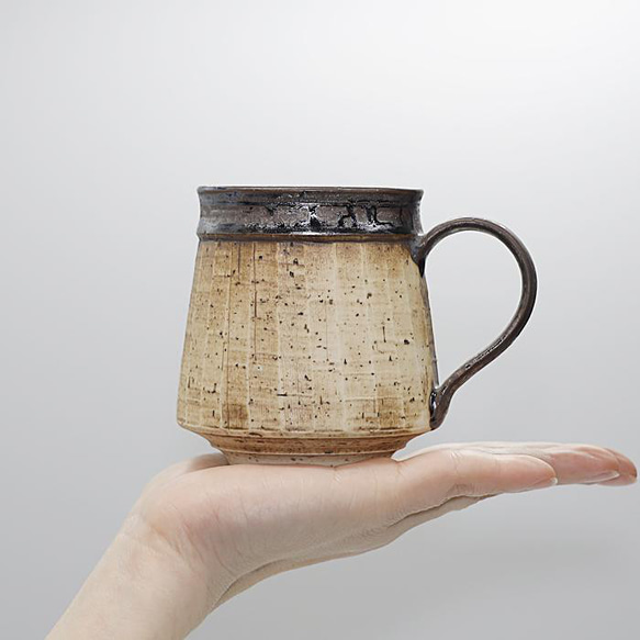 砥部焼 おしゃれ「錆墨（さびもく）縦マグ」マグカップ コーヒーカップ 陶器 手作り 窯元 陶房kibi kibi-103 7枚目の画像