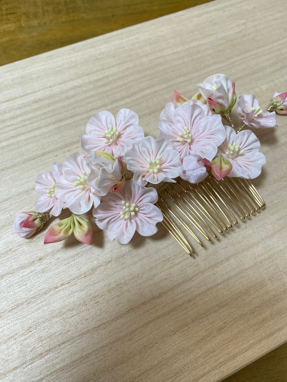 桜のつまみ細工髪飾り　成人式　七五三　入学式　 2枚目の画像