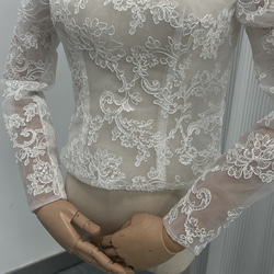 送料無料！ボレロ  ロングスリーブ  くるみボタン  魅惑の花レース  ブライダル ウェディングドレス 3枚目の画像