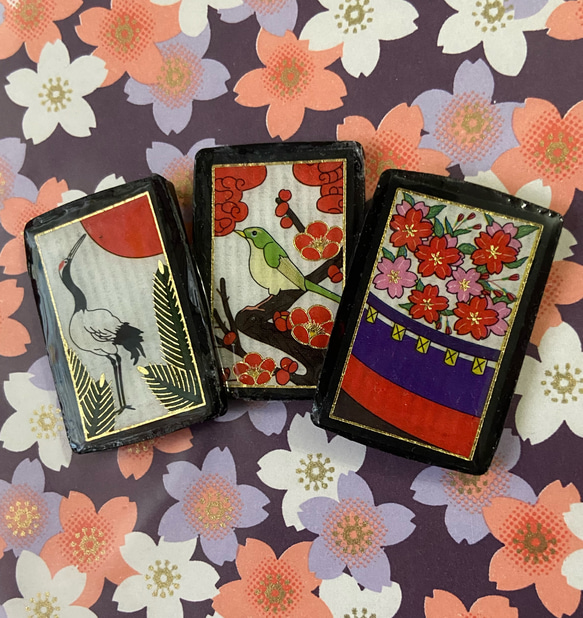 FROM JAPAN様 ◎花札の帯留め◎3点おまとめ ◎花札の帯留め〜松梅桜〜◎ 帯留め parakeet 通販 17426654｜Creema