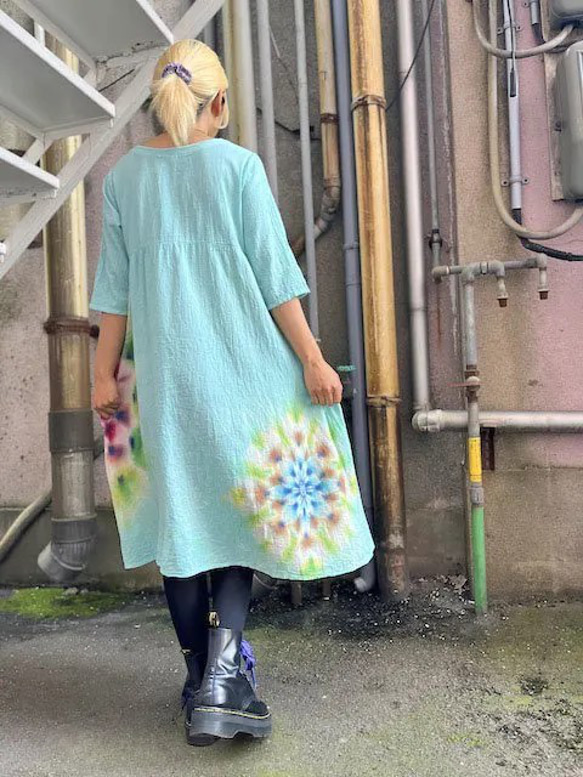 紮染長裙 Hippies Dye 最新作品 溫柔薄荷藍 搭配華麗櫻花曼陀羅 HD21-37 第3張的照片