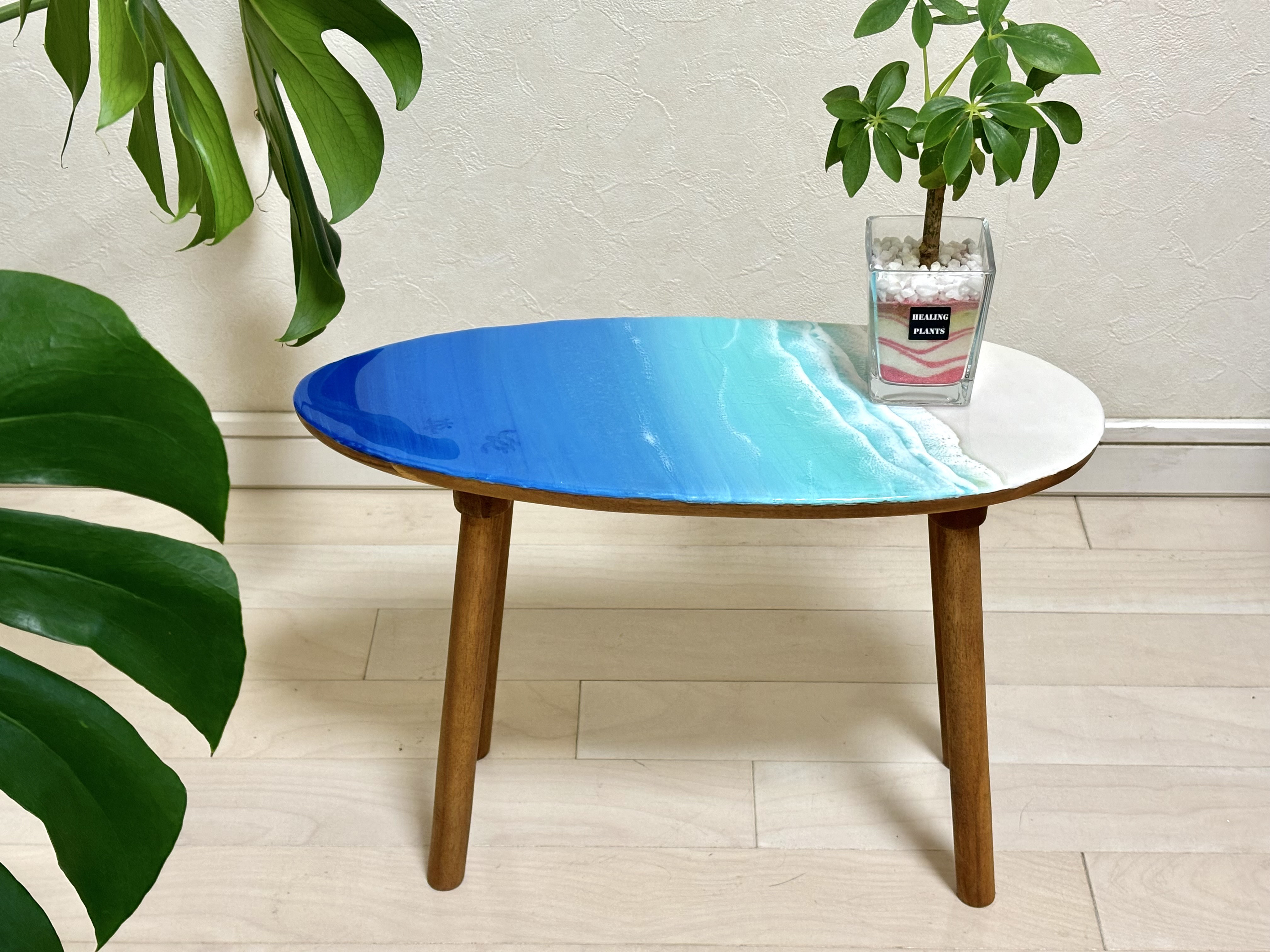 レジンアート海(サーフボードテーブル) 海のある暮らし 組み立て式サーフボード型ミニテーブル 海レジン