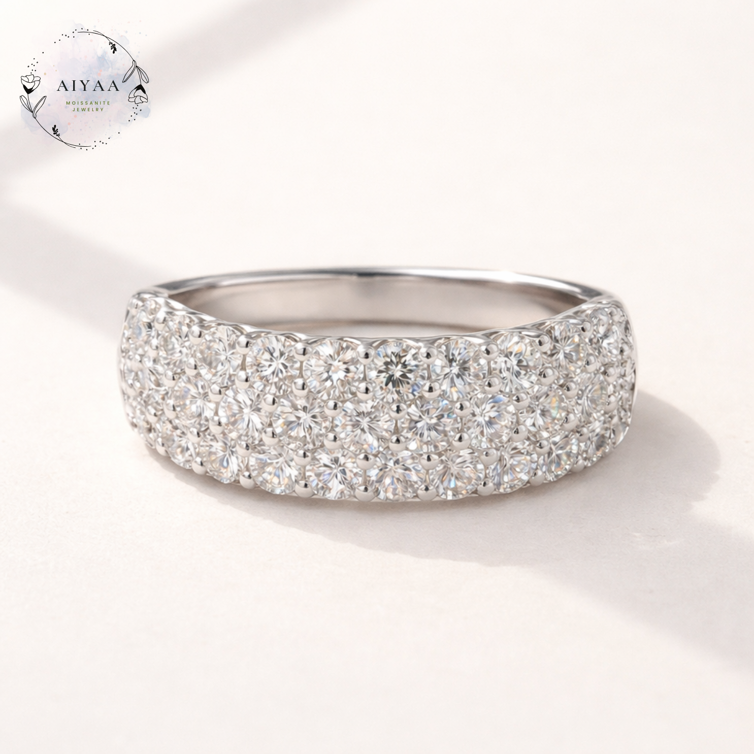 モアサナイト エタニティリング 2mm｜31石 ハーフエタニティ（Dカラー VVS1 H&C／プラチナコーティング）