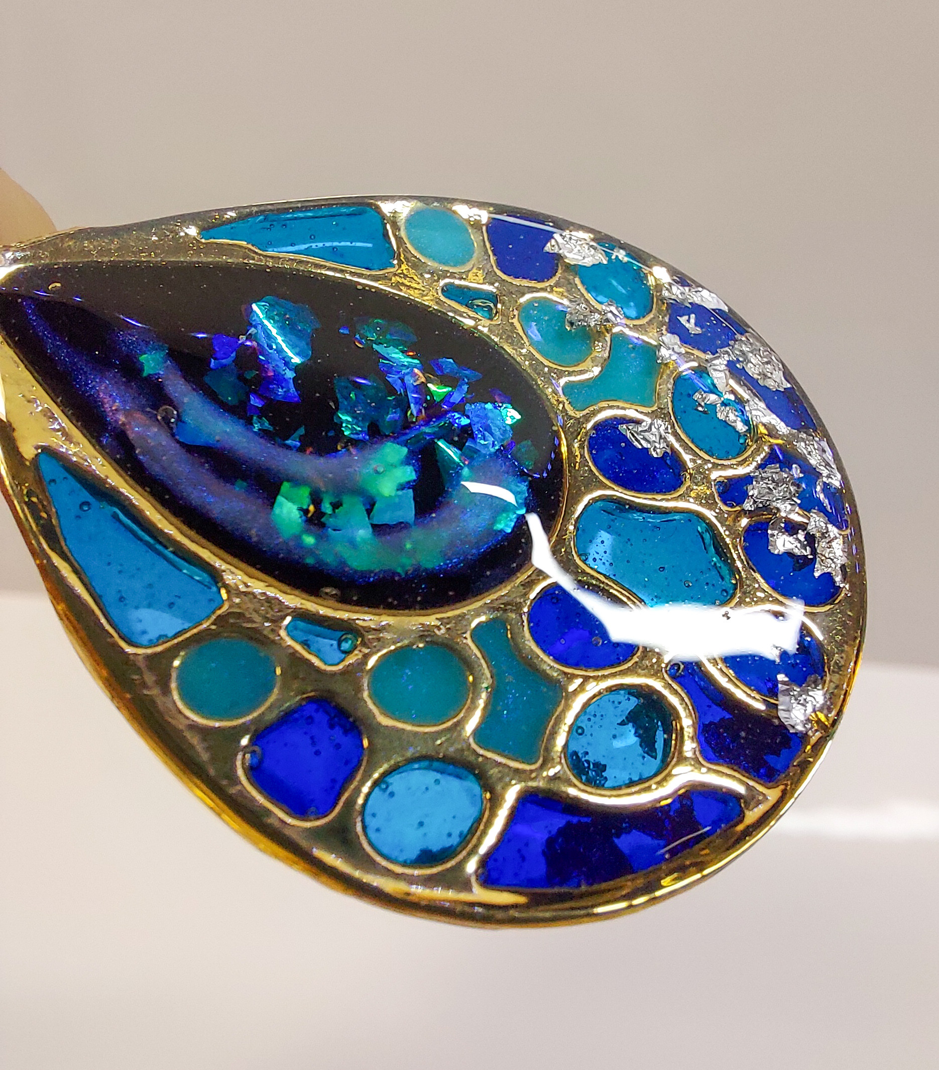 2372. リバーシブル レジンペンダントトップ