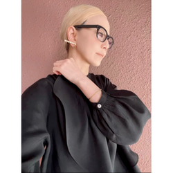 RATA❤️柔軟輕盈，透明❤️成年女性的透氣上衣❤️適合儀式、工作和日常穿著❤️黑色 第15張的照片