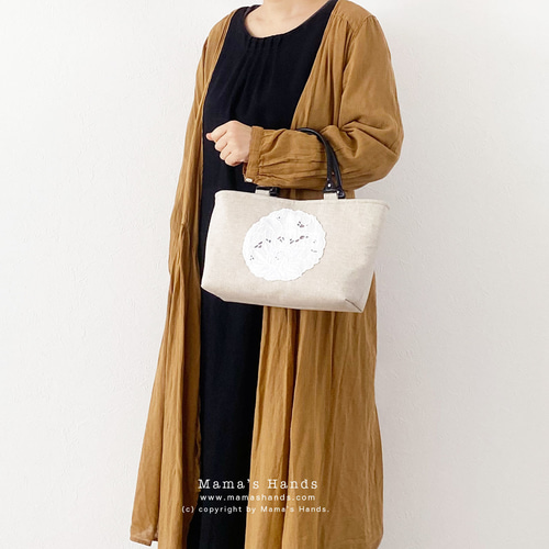 【一個限定】✨　手提げカバン　コラージュ素材　モチーフ　レース ⭐️3点限定⭐️ おしゃれな 北欧風 花刺繍レース リネン 革