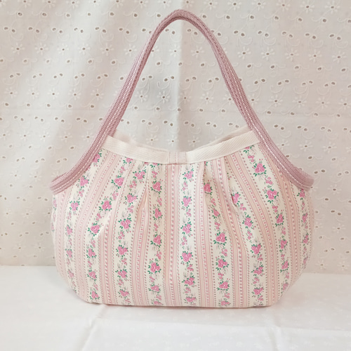 コロンと可愛いグラニーバッグ ～ピンクフラワーストライプ柄