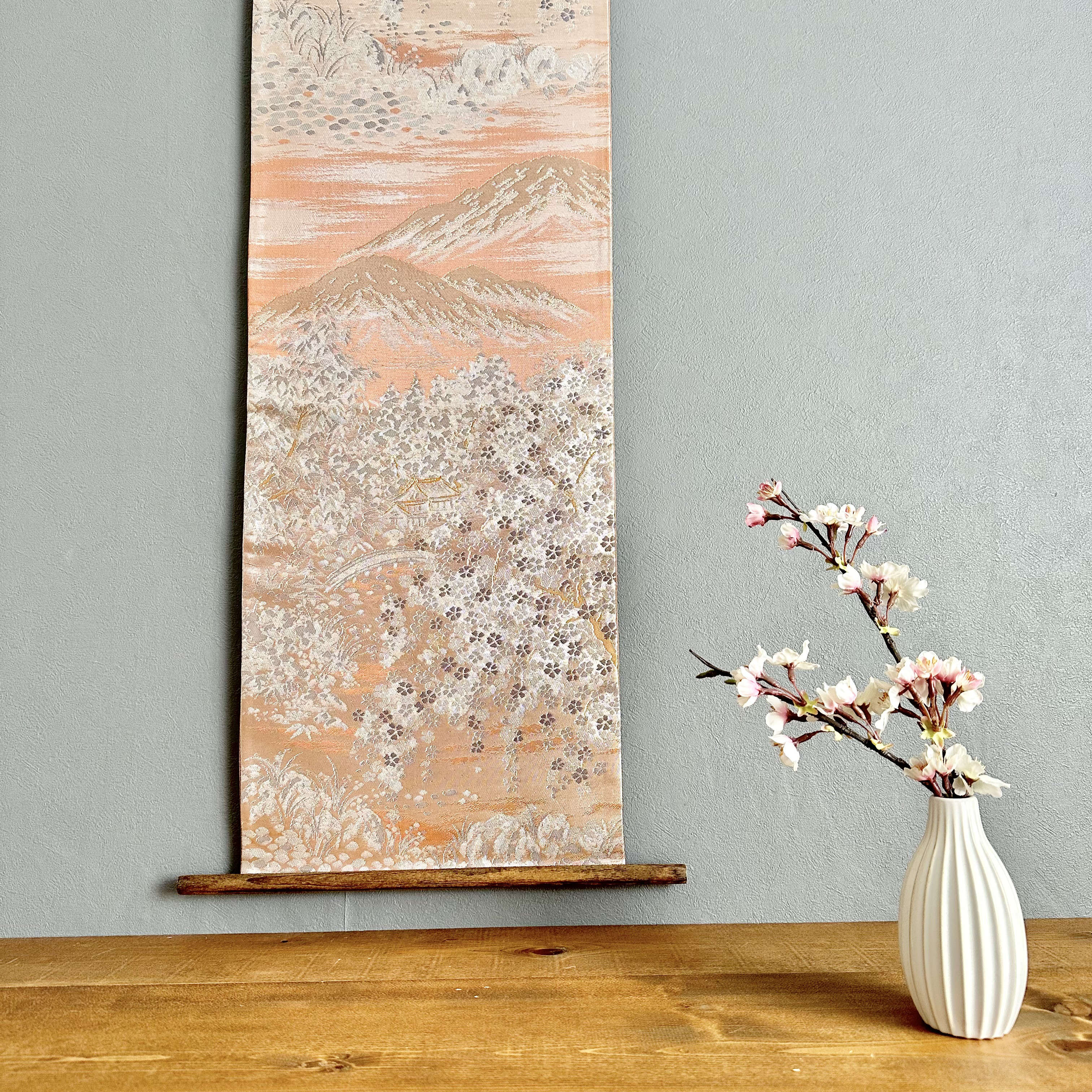 タペストリー　古布　着物　リメイク　壁掛け　 KIMONO Old