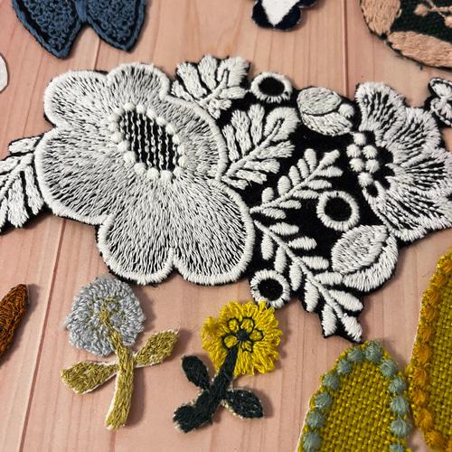 ミナペルホネン 生地アップリケ　ハンドメイド 8ad25c59018227651e59a920c0cc3c