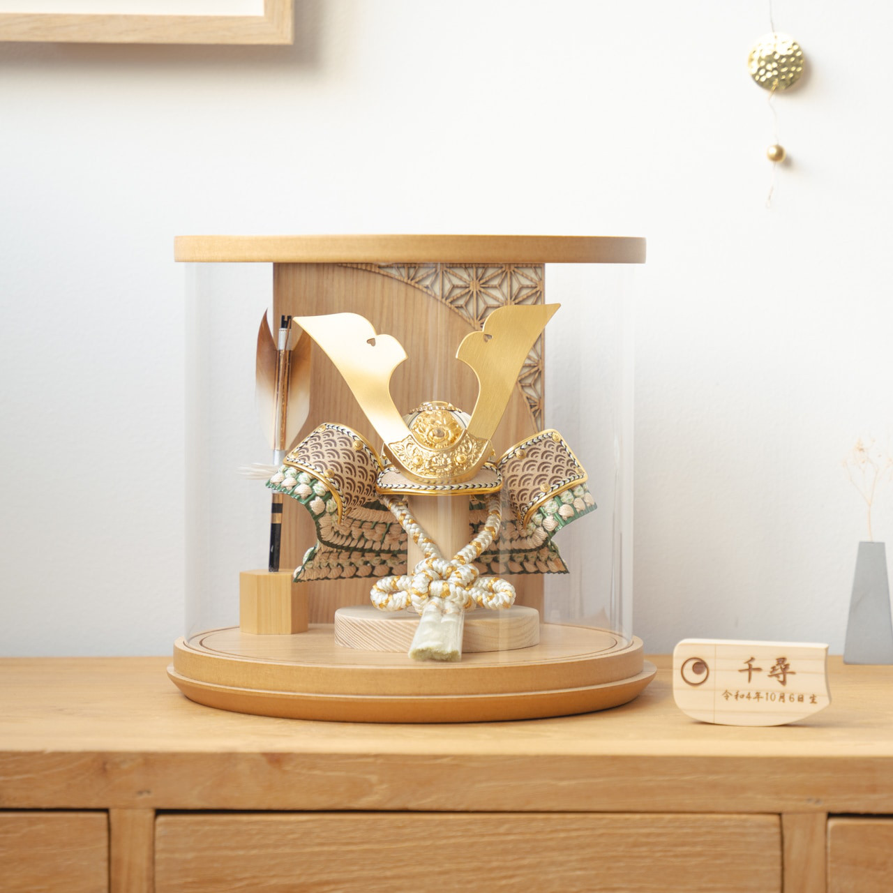 ことのオリジナル兜（5D-0250）（だいち）円柱ケース｜コンパクトな五月人形｜節句兜｜コンパクト｜おしゃれ｜インテリア