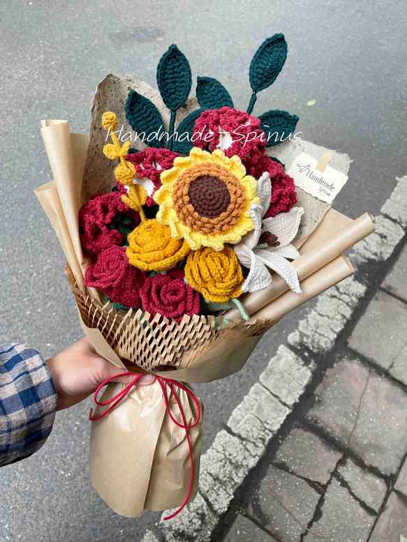 ハンドメイド · かぎ針編み · バラの花束 · 花 · シミュレーションフラワー · フラワーシリーズ · バレンタインデーギ 2枚目の画像