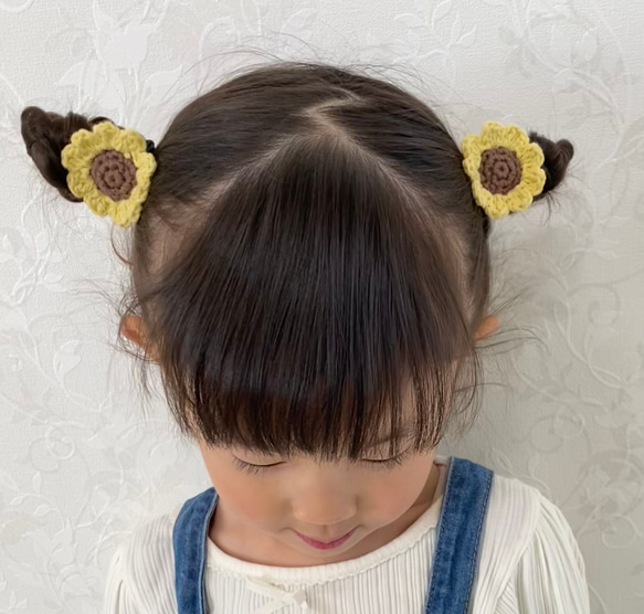 送料無料✿ひまわり モチーフ ヘアゴム 1枚目の画像