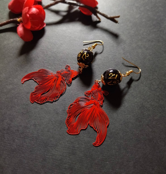和風】金魚のゴシックピアス(イヤリング)【和ゴス】【和ロリ 和風】金魚のゴシックピアス(イヤリング)【和ゴス】【和ロリ