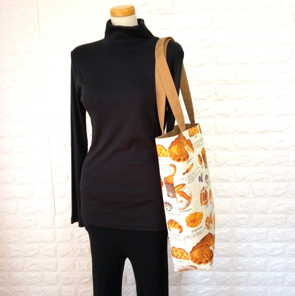 見るからに美味しそうなパン柄のトートバック底板付き        Ω 人気・おすすめ｜使いやすい・旅行におすすめ 品質保証 全国発送 日本国内発送・最短翌日お届け