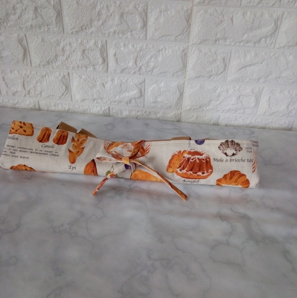 見るからに美味しそうなパン柄のトートバック底板付き        Ω 人気・おすすめ｜使いやすい・旅行におすすめ 品質保証 全国発送 日本国内発送・最短翌日お届け