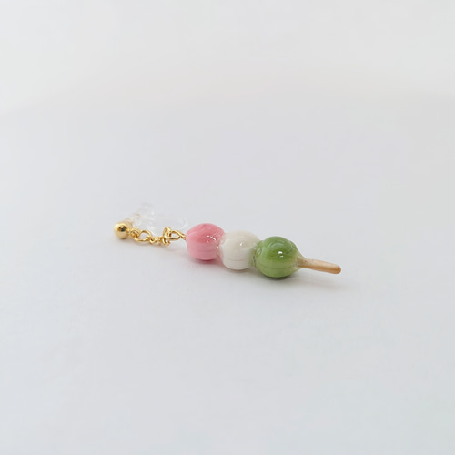 紙でできた】三色団子と抹茶のミニチュアピアス／イヤリング｜和を