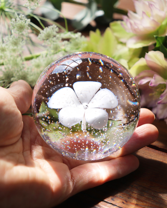 手元供養『こはる -水中花（ピュアホワイト）-』ガラス位牌 祈り メモリアル仏具 遺灰 遺骨 ペット 愛犬 愛猫 分骨 ご遺灰など ご遺骨 水中花 ピュアホワイト ご遺灰 ローマ字か平仮名 **