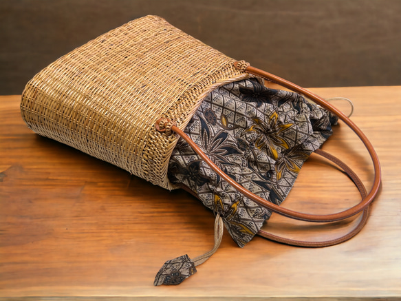 『送料無料』アタバッグ アタ製　手編み　カゴバッグ アタかご 天然 三角 カバン 和装 着物 巾着袋 6枚目の画像
