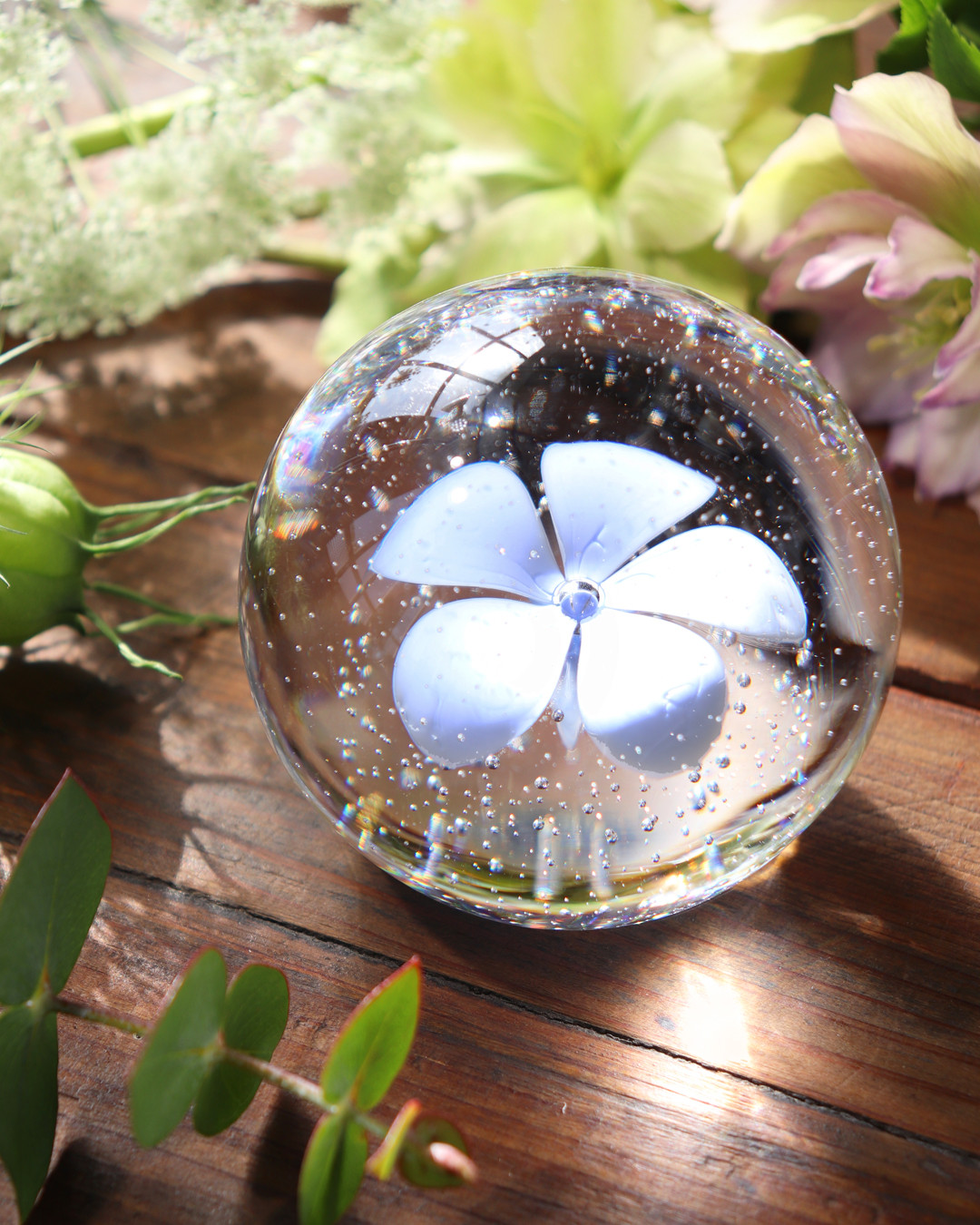 手元供養『こはる -水中花（ネモフィラブルー）-』ガラス位牌 メモリアル仏具 祈り 遺灰 遺骨 ペット 愛犬愛猫 分骨