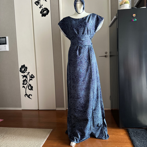 No.100新品色留袖より製作　着物リメイク 裏地付きワンピース　1回着用訳あり 上質 黒留袖 アクセントカラーカシュクール ワンピース 正絹 上質 着物