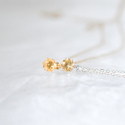 【天然石インペリアルトパーズのシンプルな一粒ネックレス】黄色/5mm/サージカルステンレス 2枚目の画像