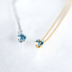 【天然石スイスブルートパーズのシンプルな一粒ネックレス】青/5mm/サージカルステンレス/つけっぱなしok 4枚目の画像