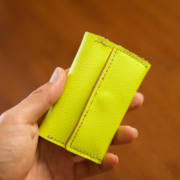 真皮螢光生動霓虹黃皮革 4 鑰匙包帶卡袋 第3張的照片