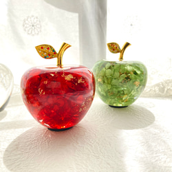 春色新作2024 ガラスのりんごハーバリウムオイル アジサイゴールドカスミ草ホイルフレーク グリーンアップル インテリア 6枚目の画像