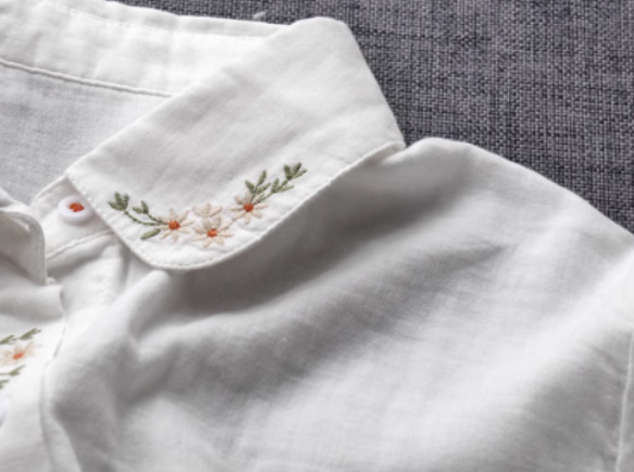ホワイト.刺繍綿のシャツ　ブラウス 　白い長袖シャツ　 8枚目の画像