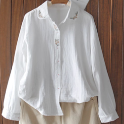 ホワイト.刺繍綿のシャツ　ブラウス 　白い長袖シャツ　 2枚目の画像