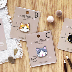 (1枚選ぶ) 猫 刺繍アイロンワッペン シールタイプ 白猫, 茶トラ猫, グレー白猫, 黒猫 2枚目の画像