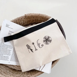 canvas pouch / flower | ポーチ | 名入れ | 出産祝い | 母子手帳 | 花 | 名前 9枚目の画像