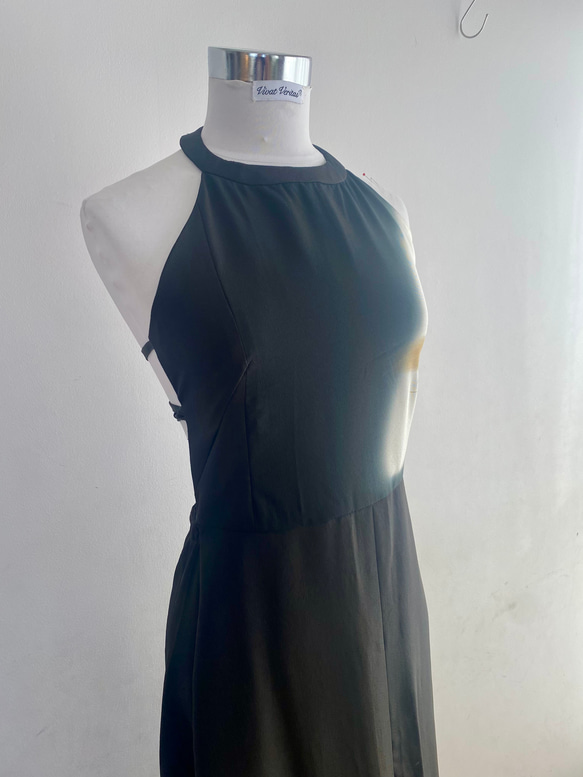 黒留袖　ブラック　着物リメイクシルクロングオープンバックドレス 4枚目の画像