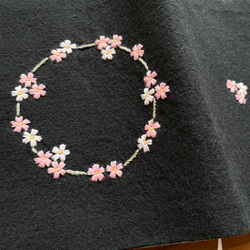 桜刺繍のブックカバー 6枚目の画像