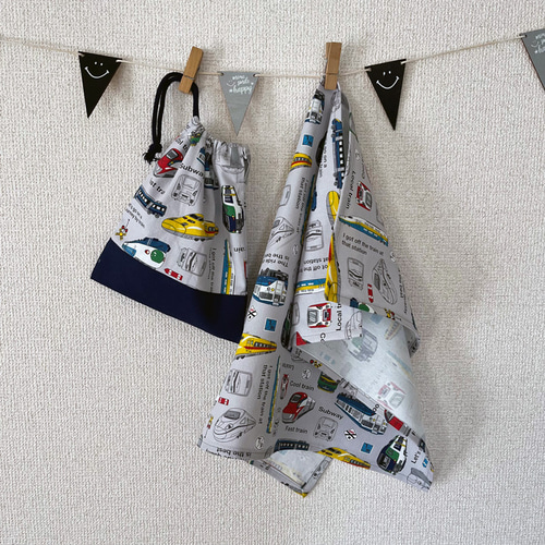オーダー④ 男の子 新幹線 ランチョンマット 巾着袋 給食袋 電車 給食 オーダー④ 男の子 新幹線 ランチョンマット 巾着袋 給食袋 電車 給食