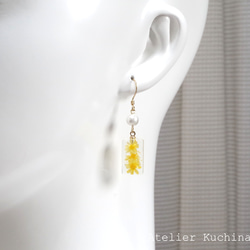 樹脂藝術花朵棉質珍珠耳環&lt;黃色&gt; 第6張的照片